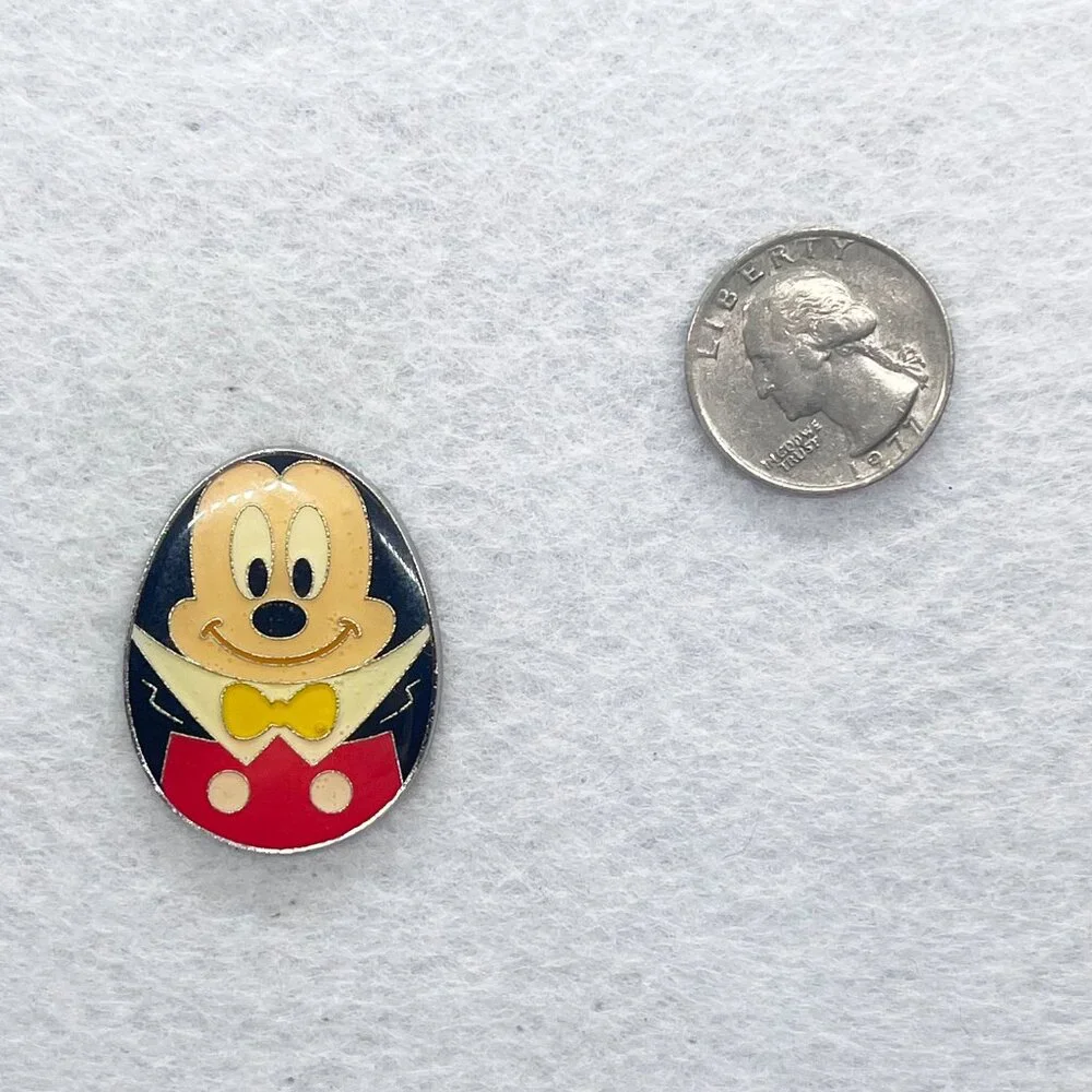 🔮 5/$25 Disney Egg Stravaganza Mickey Mouse Pin‎